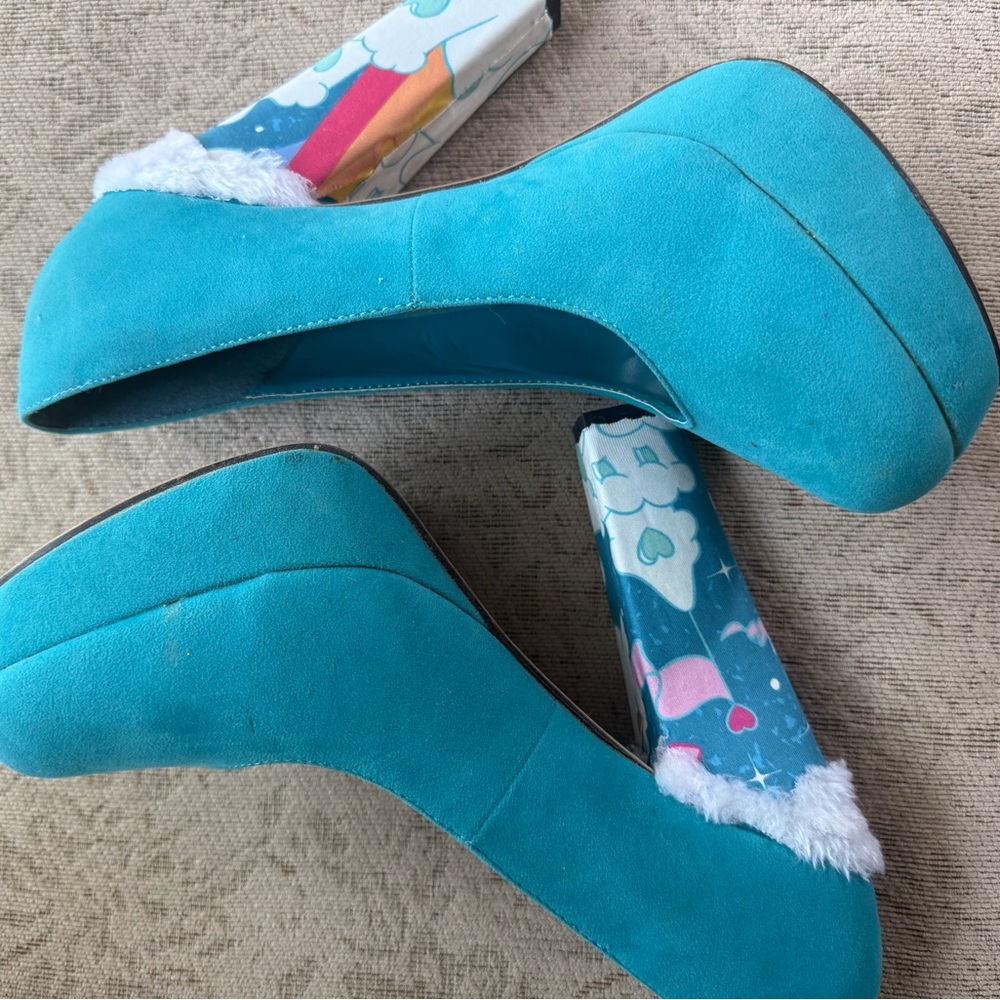 🎨👀Avant Garde Turquoise Women's Platform Heels